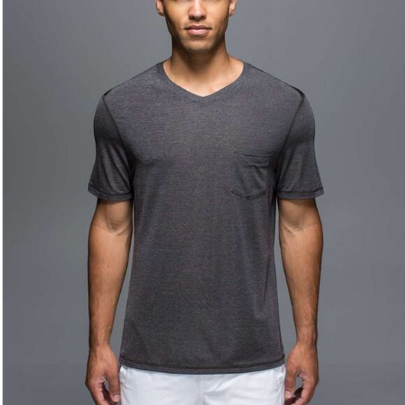 Lululemon Mens Athleisure Active Up Front Short Sleeve V-Neck Pocket Tee T-Shirt - Picture 1 of 6